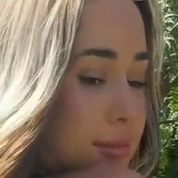 Noemi Demeter Çıplak