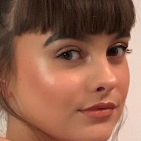 Nude De Laure Çıplak