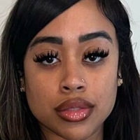 Nuria Depina Çıplak