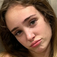 Petite Kenna Çıplak