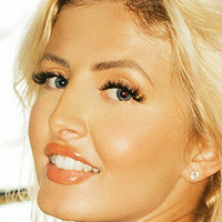 Poppy Wabe Hughes Çıplak