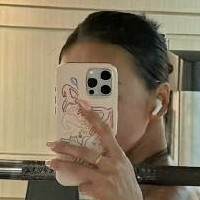 qisevenmonth Çıplak