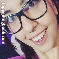 Radiopornopanda Çıplak