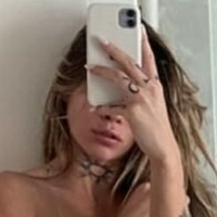 Renata Schmorantz Çıplak