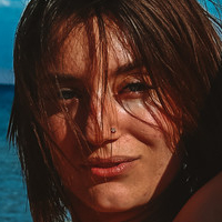 Rhea Azora Çıplak