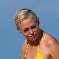 Rose McGowan Çıplak