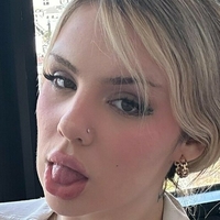 safiyaax Çıplak