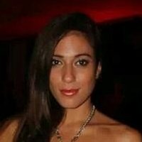 Sally Golan Çıplak