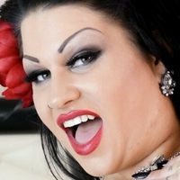 Samantha Mack Çıplak