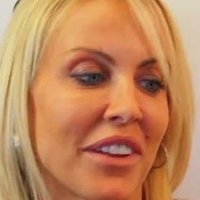 Sara Finley Çıplak