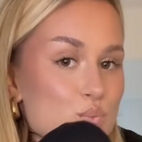 Sarah Skalischus Çıplak