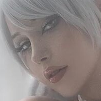 Saya The Fox Çıplak