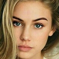 Scarlett Leithold Çıplak