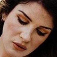 Shenae Grimes Çıplak