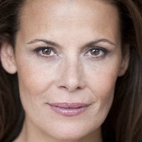 Simone Dericks Çıplak