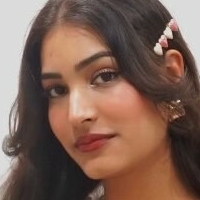 Simran Bajwa Çıplak