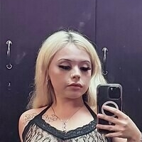 snobunnyblondie Çıplak