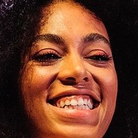Solange Knowles Çıplak