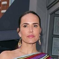 Sophie Anderton Çıplak