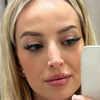 Sophie Schulz Çıplak