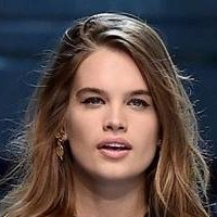 Stormi Henley Çıplak
