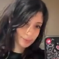 Strwbrrymulk Çıplak