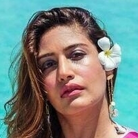 Surbhi Chandna Çıplak