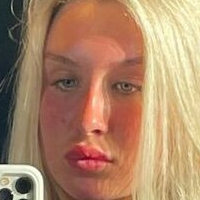 Sydney Sikes Çıplak