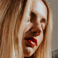 tokgaunighe Çıplak