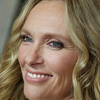 Toni Collette Çıplak