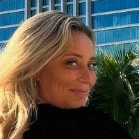 Tricia Whitaker Çıplak