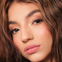 Vale Echevarri Çıplak