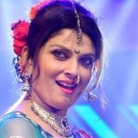 Varsha Usgaonkar Çıplak