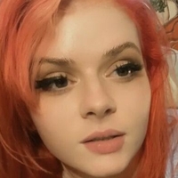 Vermillion Vixen Çıplak