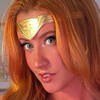 Wonder Woman Cosplay Çıplak