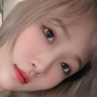 Xiao Qingxin Çıplak