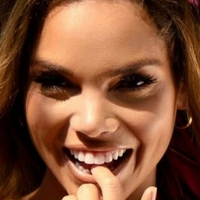 Yoli Lara Çıplak