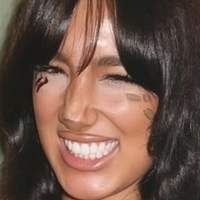 Zoe Müllner Çıplak